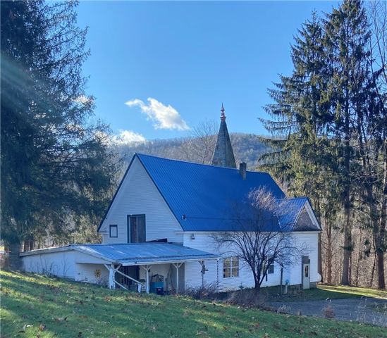 4588 State Route 36, Canisteo, NY 14823