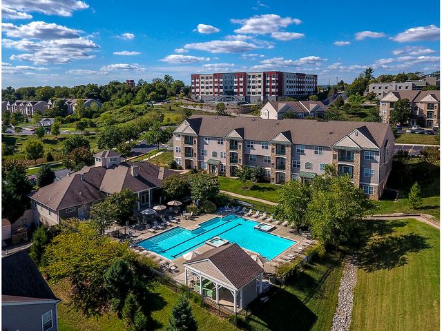 1000 Regatta Cir #4200-4232, Norristown, PA 19401