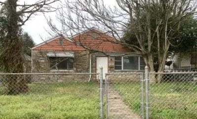 2315 Kanawha Ter, Saint Albans, WV 25177