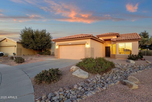 4937 S  Peach Willow Ln, Gilbert, AZ 85298