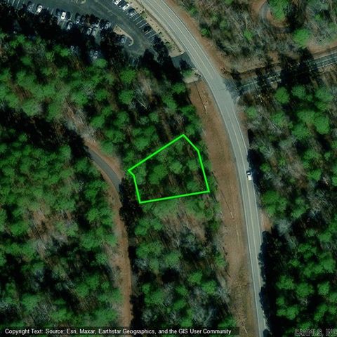 8 Casino Cir, Hot Springs Village, AR 71909