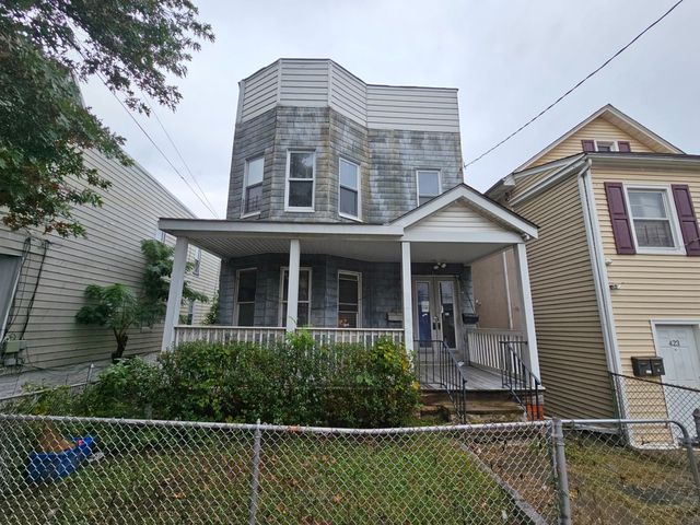 421 S  2nd Ave, Mount Vernon, NY 10550