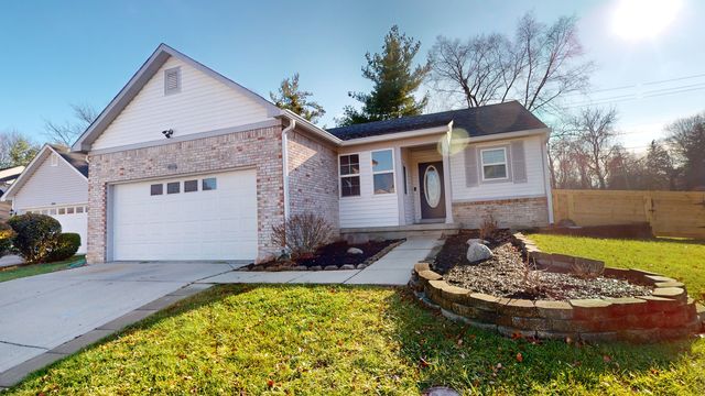 5653 Imperial Woods Cir, Indianapolis, IN 46224