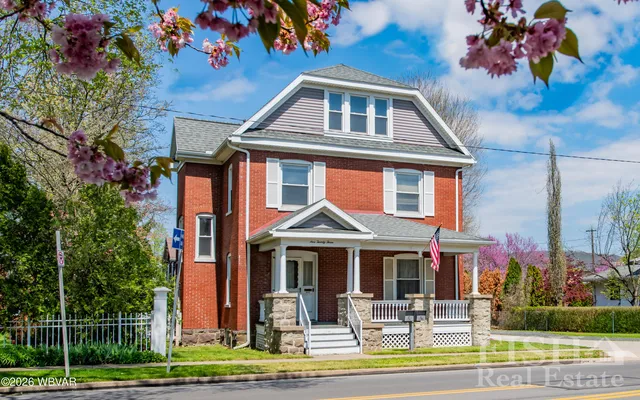 523 Broad St #523-525-527, Montoursville, PA 17754