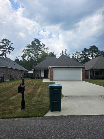 10285 Valmon Burns Way, Denham Springs, LA 70726