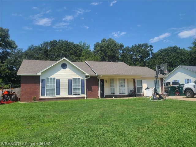 809 Mulberry Dr, Booneville, AR 72927