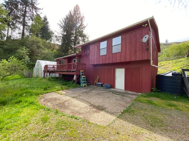 26810 Highway 101 S, Cloverdale, OR 97112