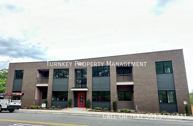 3223 Kavanaugh Blvd #1D, Little Rock, AR 72205
