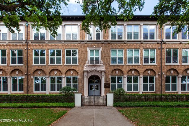 2525 COLLEGE Street #1214, Jacksonville, FL 32204