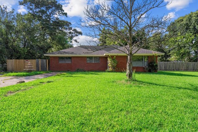 7333 Cayton St, Houston, TX 77061