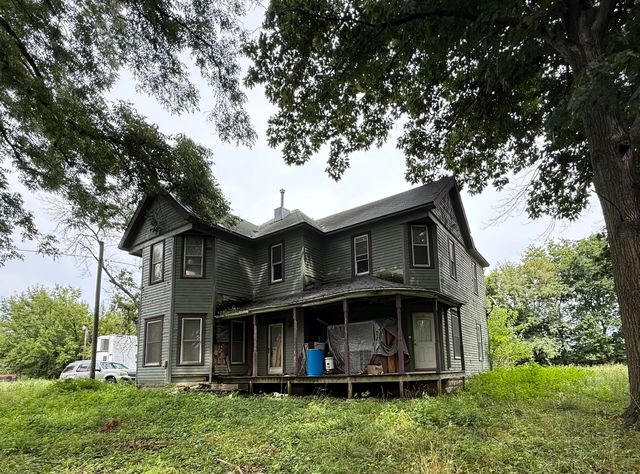 300 N  Marshall St, Nelson, MO 65347