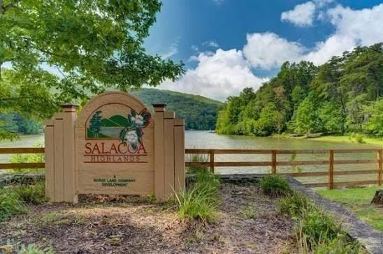 Oak Ct, Jasper, GA 30143