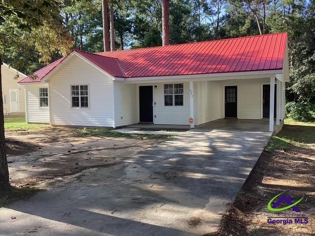 227 Keith Dr, Warner Robins, GA 31093