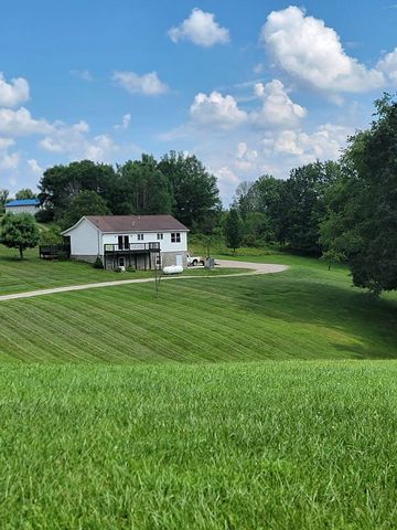35607 Township Road 72, Frazeysburg, OH 43822