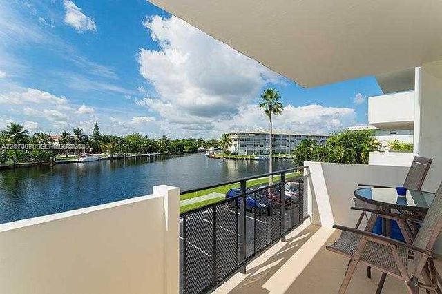 401 Golden Isles Dr #211, Hallandale, FL 33009