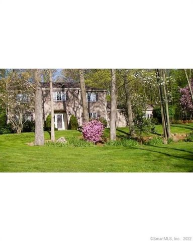 654 Mountain Rd, Cheshire, CT 06410