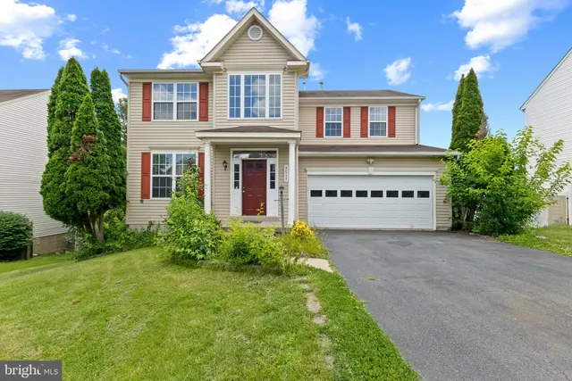 6217 Oscar Ct, Woodbridge, VA 22193
