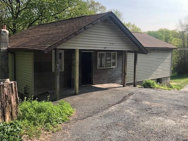 10711 State Route 97, Hankins, NY 12741