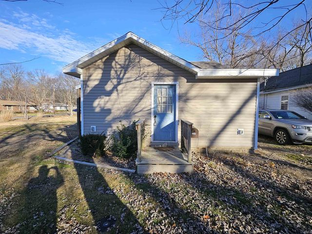 3006 Sweetser Ave, Evansville, IN 47714