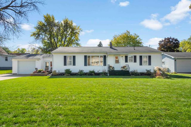 206 W  Acers St, Manchester, IA 52057