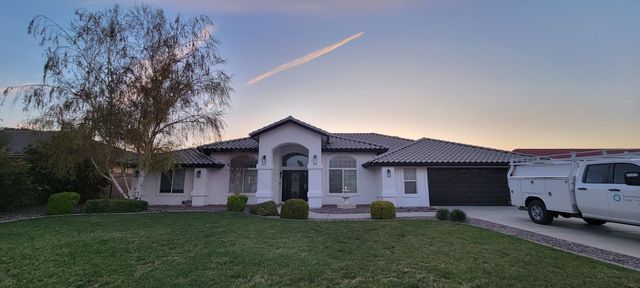 12190 Indian River Dr, Apple Valley, CA 92308