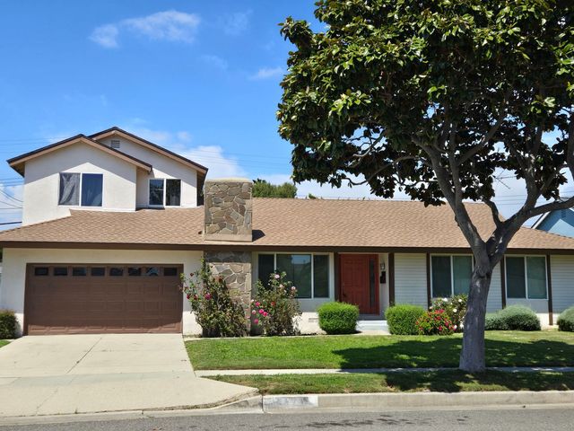 8871 Nightingale Ave, Fountain Valley, CA 92708