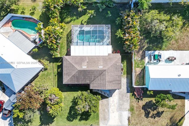 2252 SE Rainier Rd, Port Saint Lucie, FL 34952