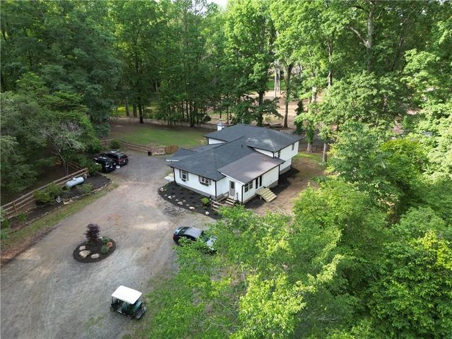 6290 Cascade Palmetto Hwy, Fairburn, GA 30213