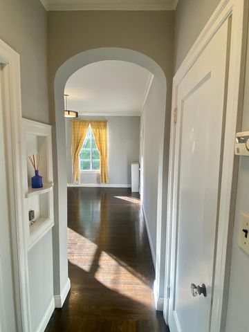 1405 Bellevue Ave #6, Burlingame, CA 94010