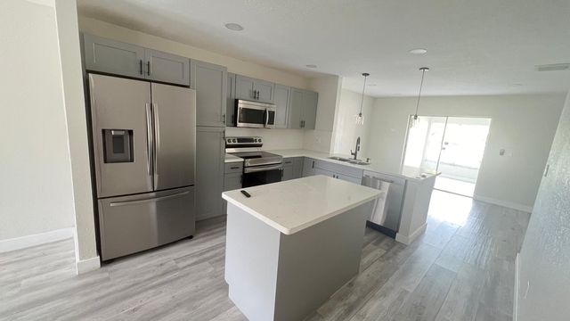 7600 NW 73rd Ter #7600, Fort Lauderdale, FL 33321