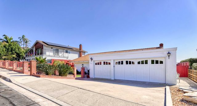 2157 Harbour Heights Rd, San Diego, CA 92109