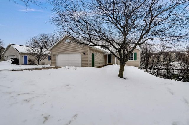 713 Brookview Trail, Mount Horeb, WI 53572