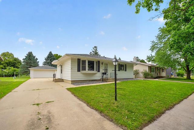 915 16 1/4 St SE, Rochester, MN 55904