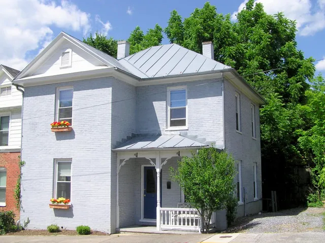 5 W  Preston St, Lexington, VA 24450