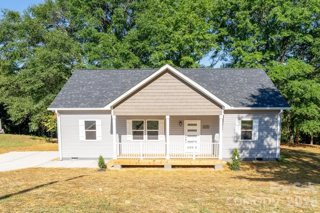 1608 Beam Dr, Shelby, NC 28152