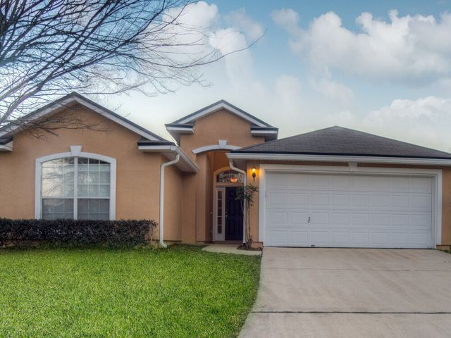 1828 Creekview Dr, Green Cove Springs, FL 32043