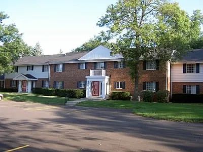 2601 N  University Dr, Waukesha, WI 53188