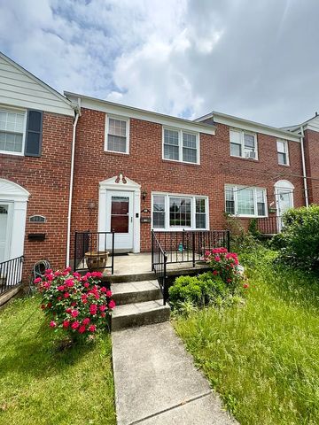 941 Radcliffe Rd, Baltimore, MD 21204