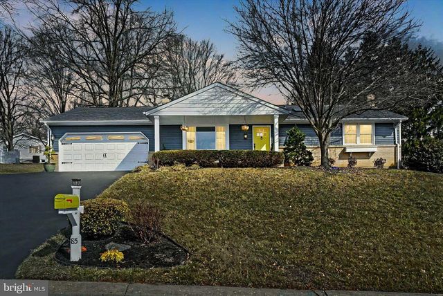 85 Susan Dr, Dallastown, PA 17313