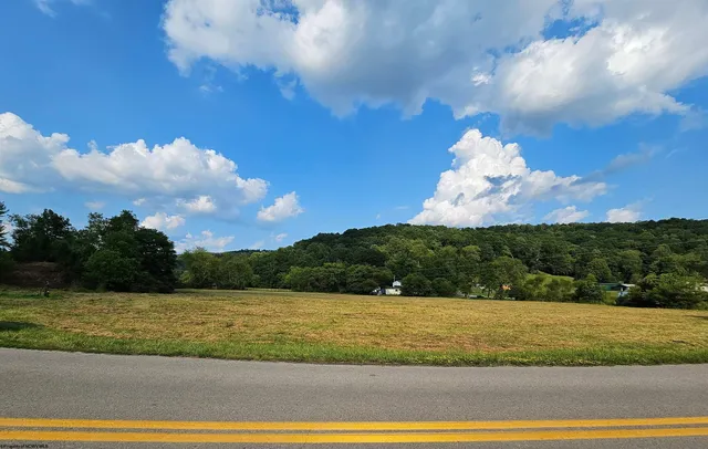 Dutch Hollow Rd, Weston, WV 26452