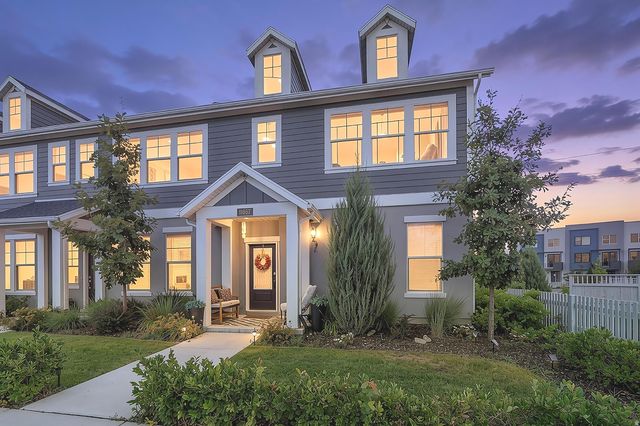 11667 S  Prosperity Rd, South Jordan, UT 84009
