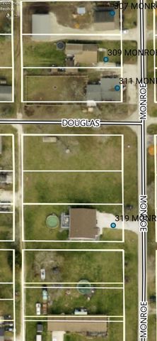 Monroe St, Bettsville, OH 44815