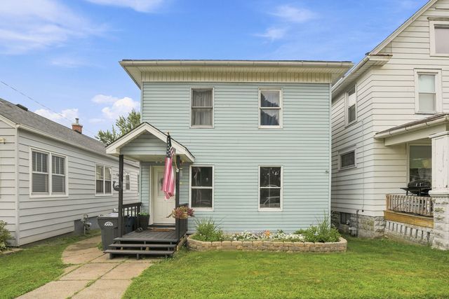 603 11th Ave S, Clinton, IA 52732