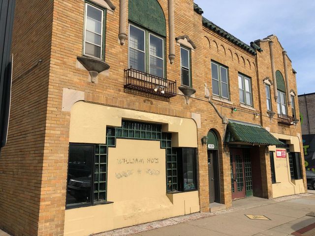 3528 N  Oakland Ave  #2, Milwaukee, WI 53211