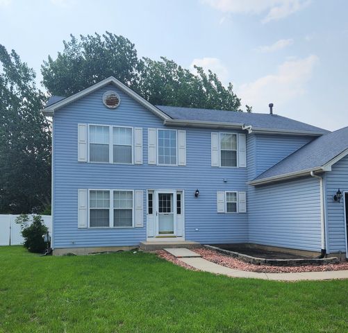213 Savoy Dr, Shorewood, IL 60404