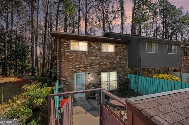 697 Garden Walk Dr, Stone Mountain, GA 30083