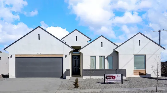 Emory B Plan in Tierra Del Este 89, El Paso, TX 79938