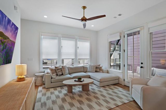 691 Eustace St, Atlanta, GA 30315