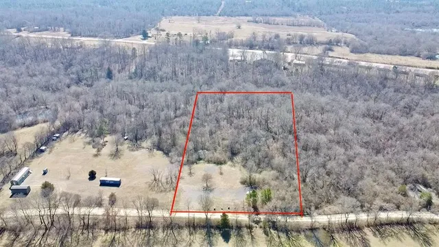 332 Walden Rd, Battiest, OK 74722
