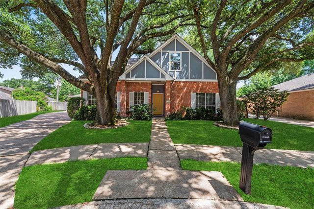 8106 Tall Firs Ln, Houston, TX 77095